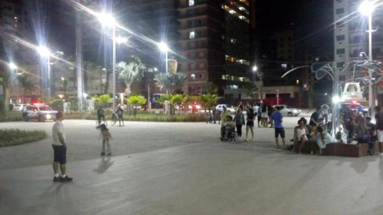 Ape Temporada Praia Grande Sp Completo Com Piscina, Churrasqueira, Estacionamento מראה חיצוני תמונה
